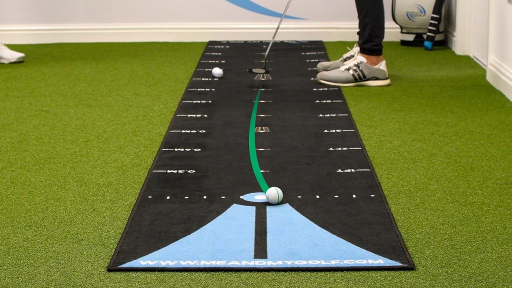 image of Me and My Golf Putting Mat best golf putting mat